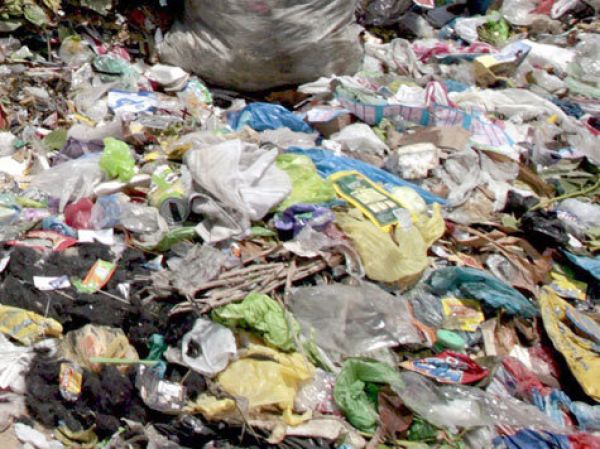 Zebranie - przeciwko sortowniom śmieci w Nadarzynie